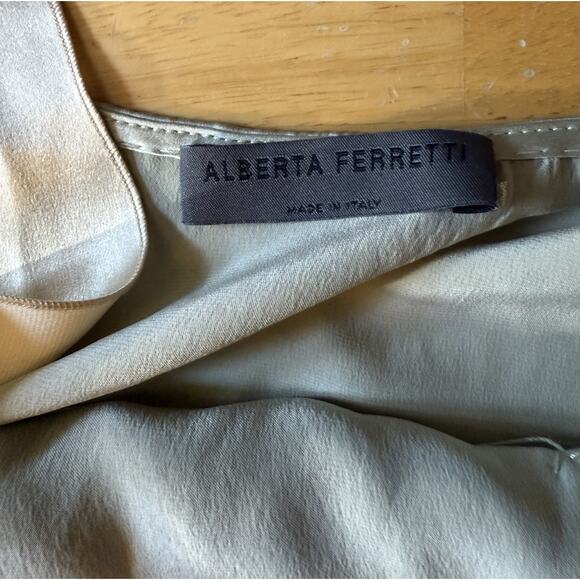Alberta Ferretti AEFFE Sage Cream 100% Silk Pin Tuck Tank Blouse Top US 8 IT 44 - Picture 4 of 10